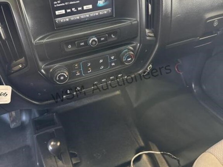 2018-chevrolet-silverado-3500hd-image-21