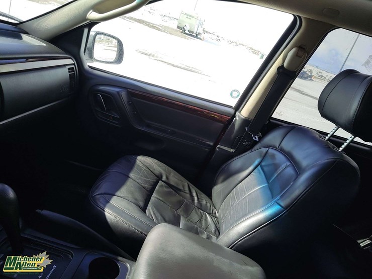 2004-jeep-grand-cherokee-image-22