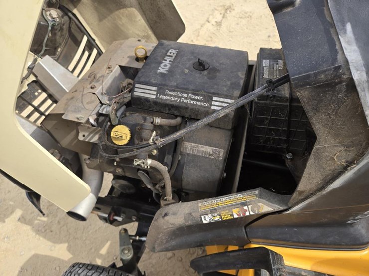 cub-cadet-gtx2100-image-11