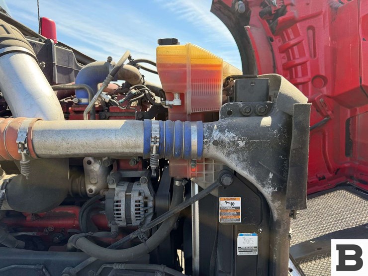 2015-kenworth-t880-image-52