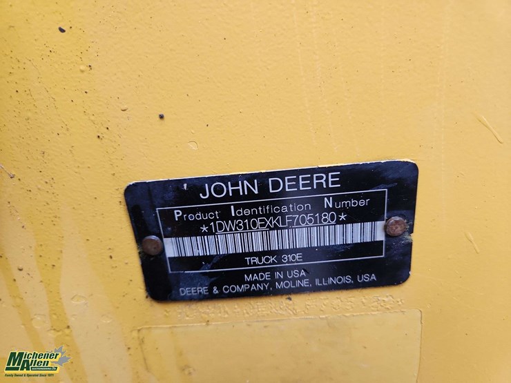 2020-deere-310e-image-18