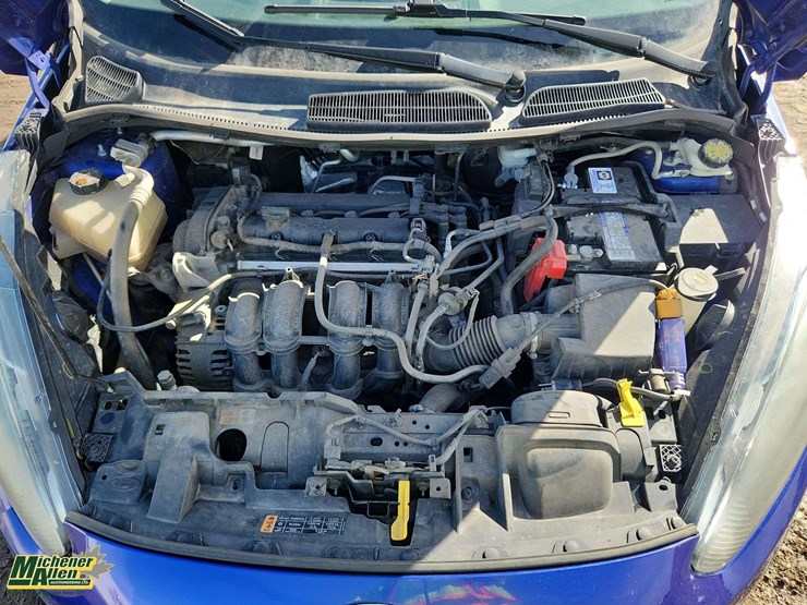 2014-ford-fiesta-se-image-22