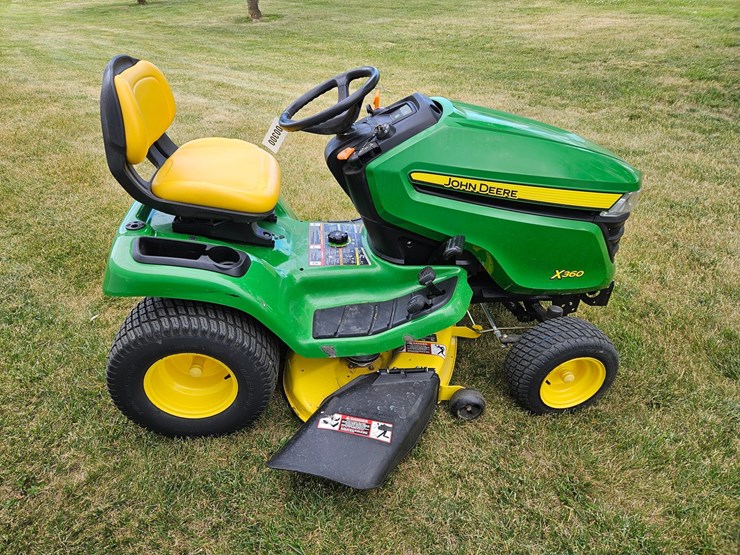 john-deere-x360-image-6
