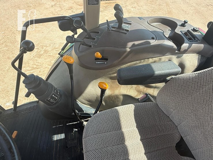john-deere-5220-image-6