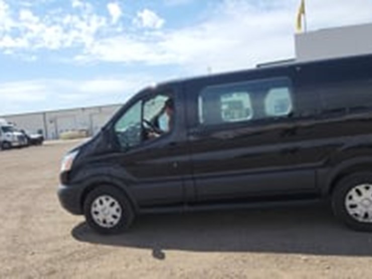 2018-ford-transit-image-5