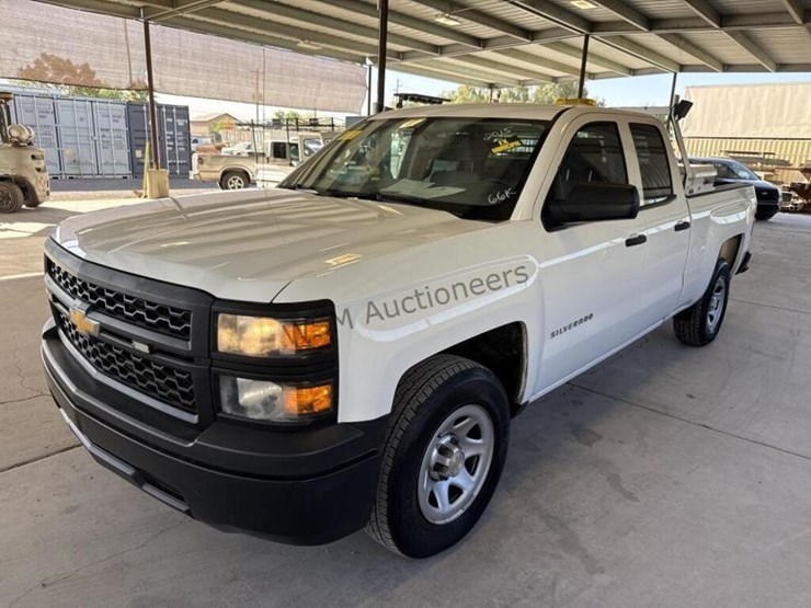2015-chevrolet-silverado-1500-image-4