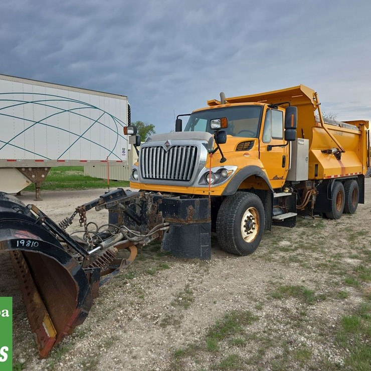 2008 INTERNATIONAL WORKSTAR 7600