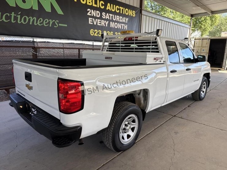 2015-chevrolet-silverado-1500-image-8