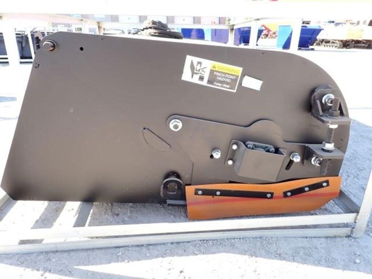 unused-greatbear-72-in.-skid-steer-rotary-broom-image-7