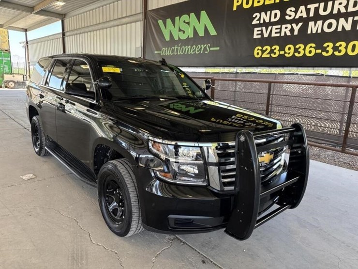 2019-chevrolet-tahoe-image-2