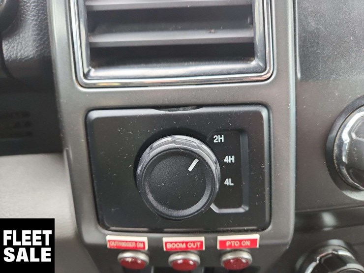 2019-ford-f550-image-22