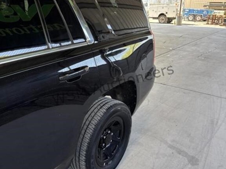 2019-chevrolet-tahoe-image-6