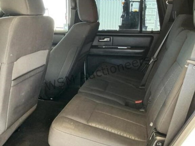 2017-ford-expedition-image-23