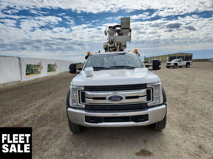 2019-ford-f550-image-9