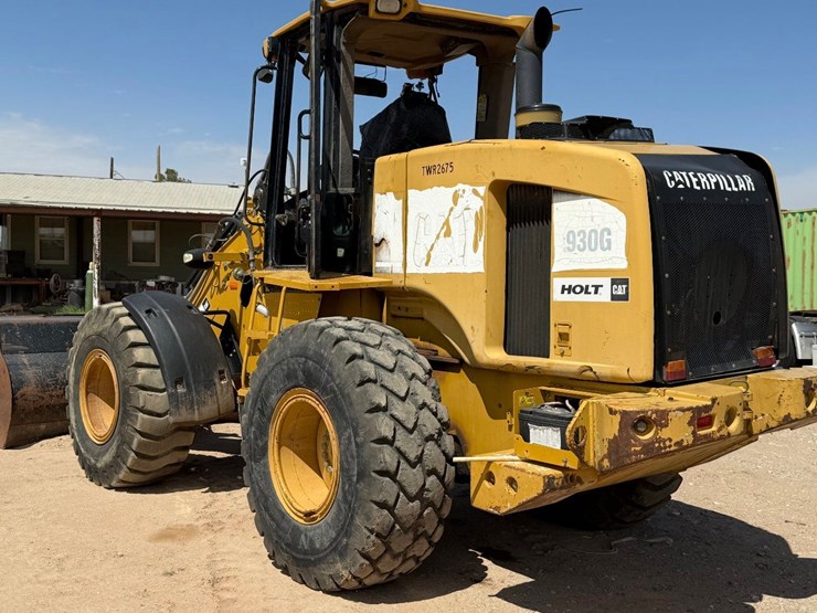 2012-caterpillar-930g-image-2