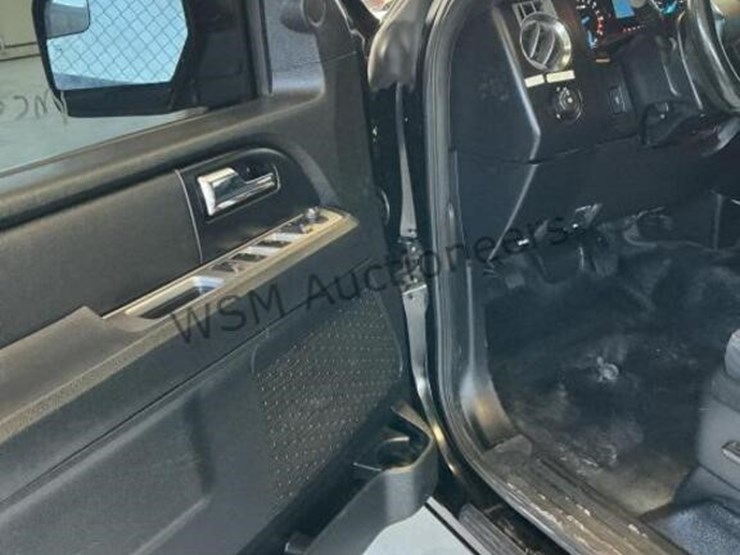 2017-ford-expedition-image-24