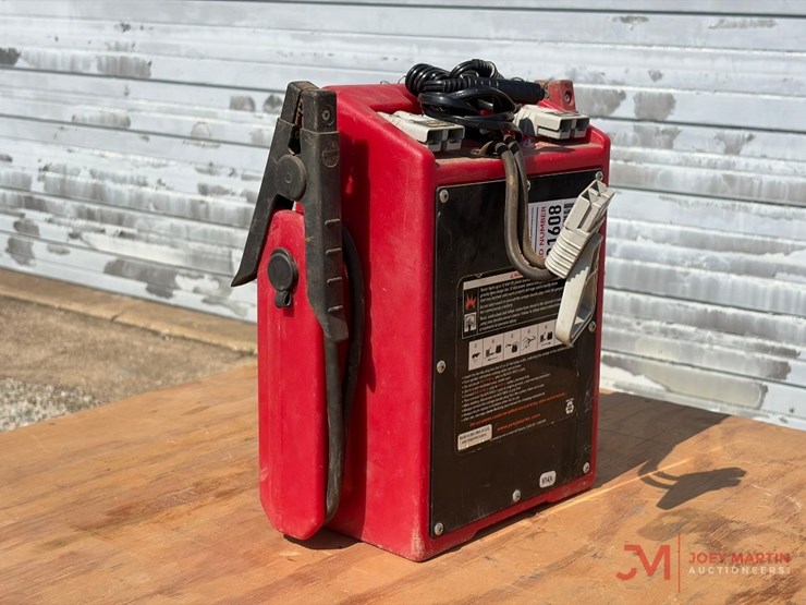 jnc-1224-jump-box-image-3