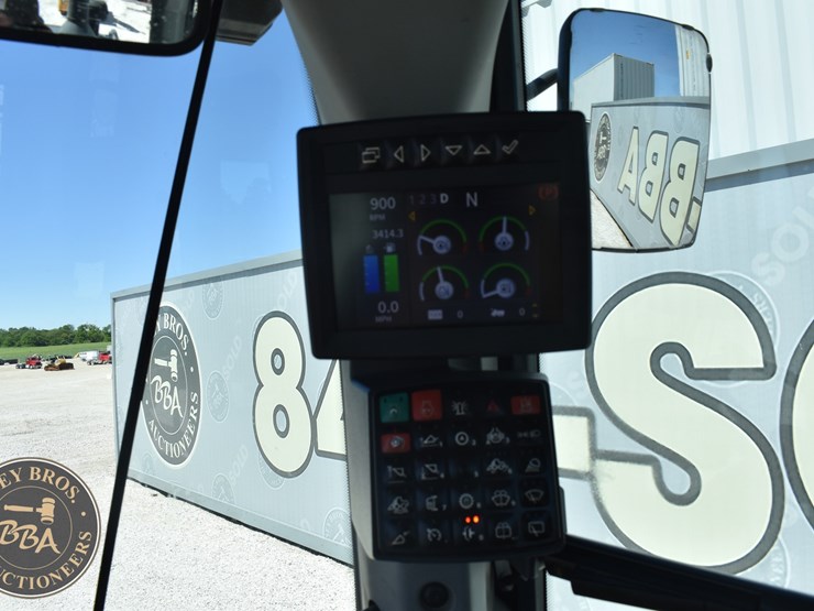 2021-deere-524-p-tier-image-53