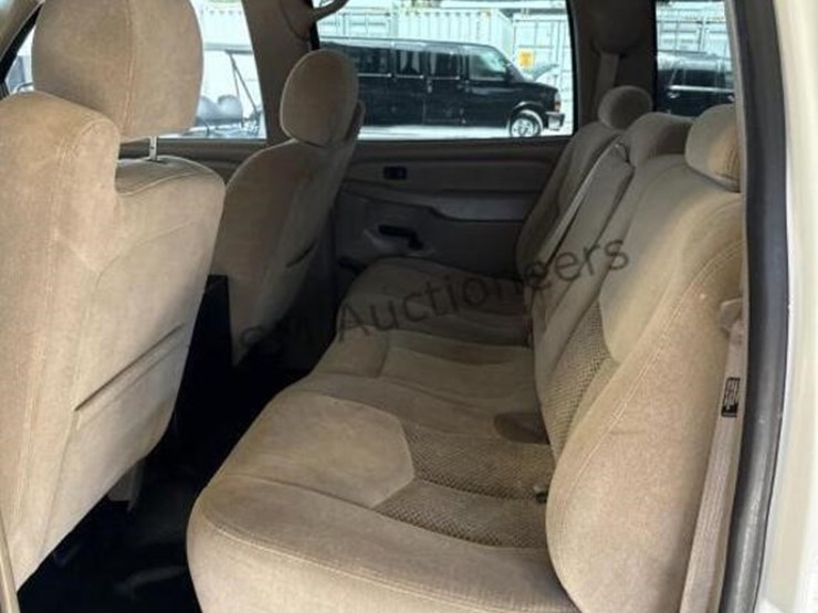 2007-chevrolet-silverado-3500-image-29