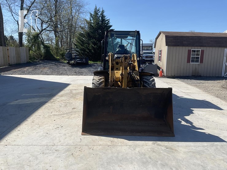 2021-caterpillar-906m-image-7