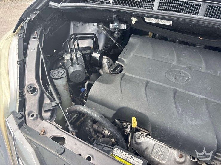 2016-toyota-sienna-image-8