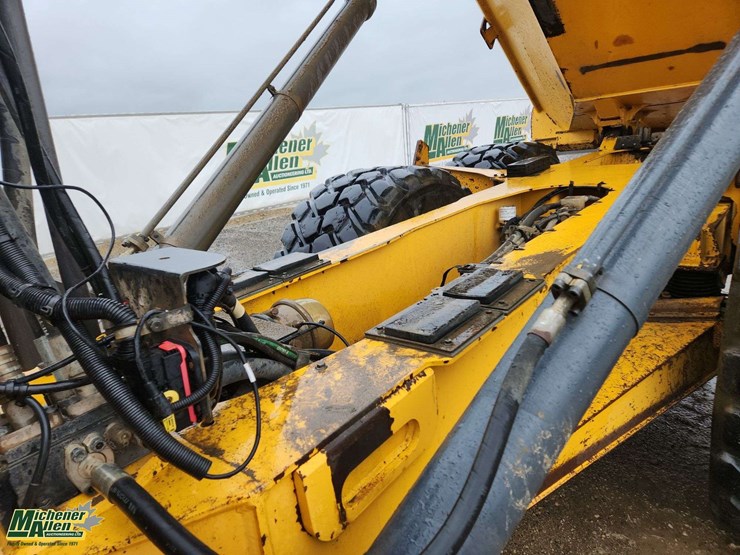 2014-volvo-a30g-image-28