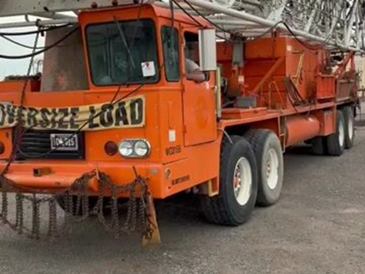 1984-franks-mobilrig-300-1287/160-dtd-ht-96’-215k-4-axle-well-service-workover-rig-image-1