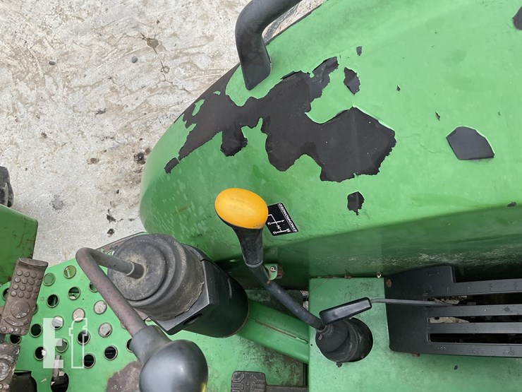 1999-john-deere-5210-image-16