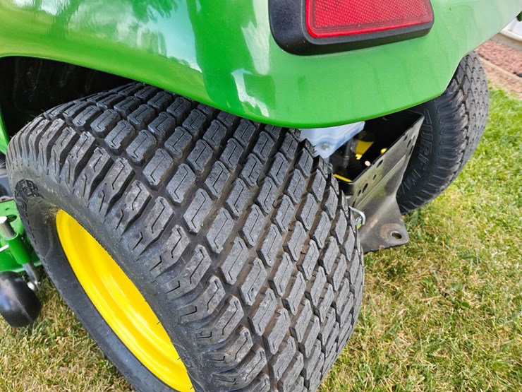 john-deere-x570-image-17