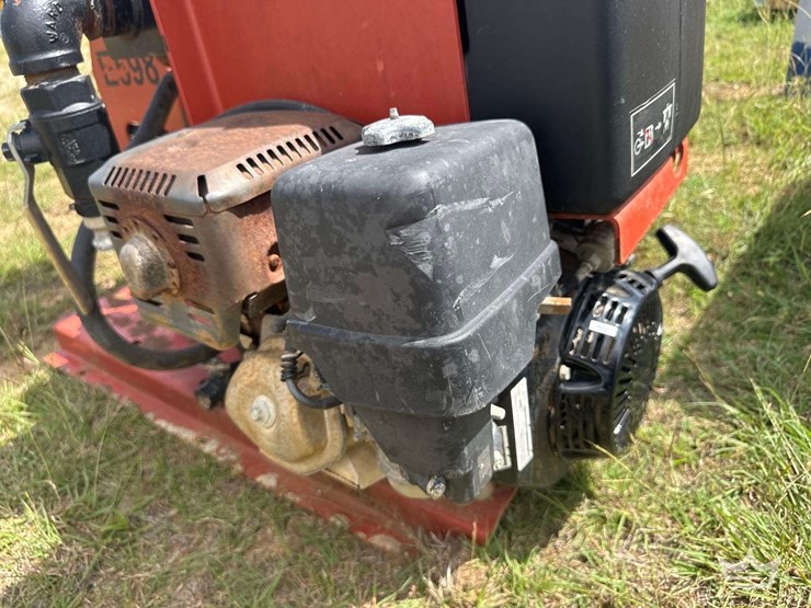 2016-ditch-witch-fm13v-image-5