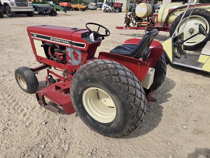 international-184-image-7
