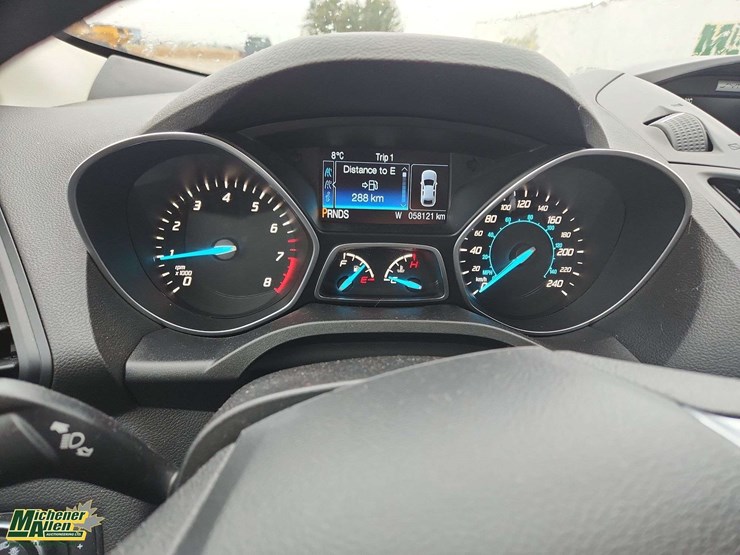 2016-ford-escape-image-28