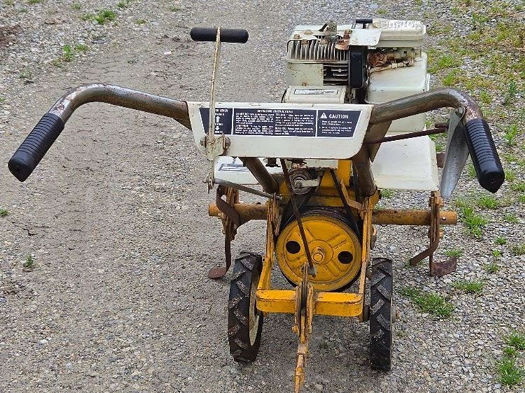 1975-cub-cadet-526-tiller-image-3
