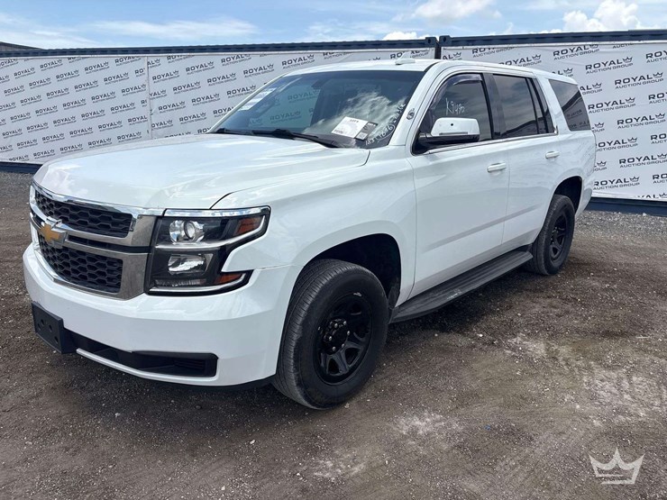2019-chevrolet-tahoe-image-9