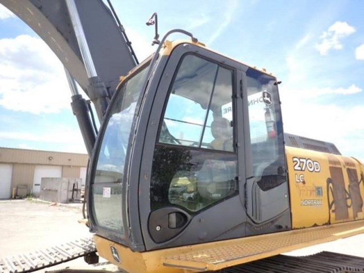 2009-deere-270d-lc-image-18