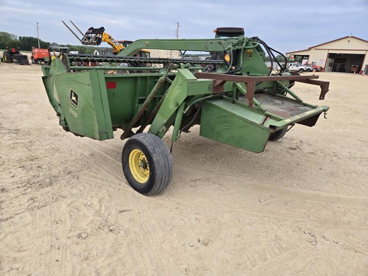 john-deere-240-image-7