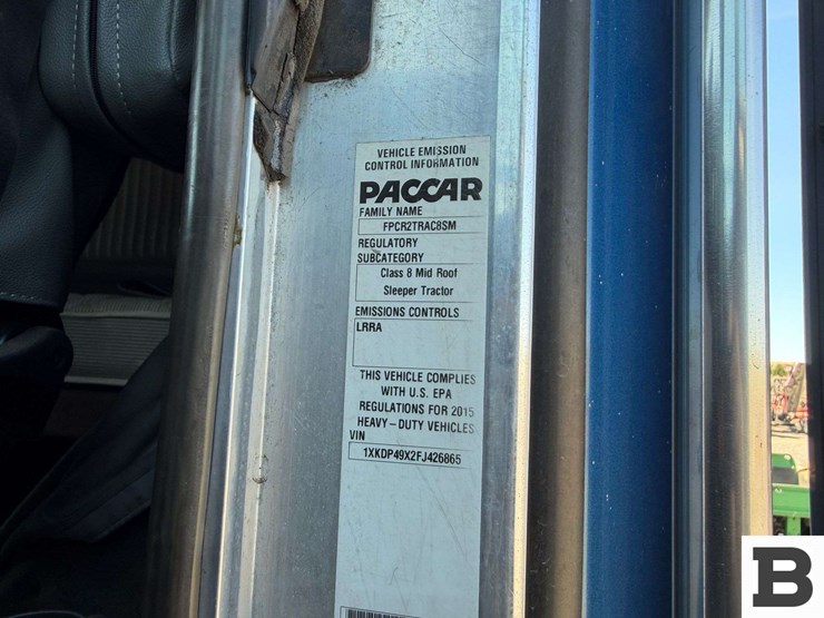 2015-kenworth-t800-image-74