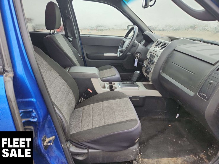 2012-ford-escape-image-15