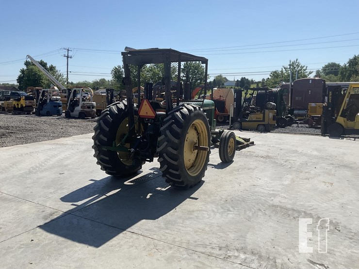 1977-john-deere-2440-image-4