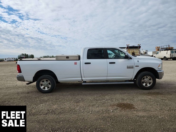 2013-ram-2500-slt-image-9