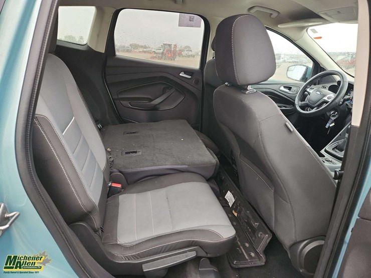 2013-ford-escape-image-17