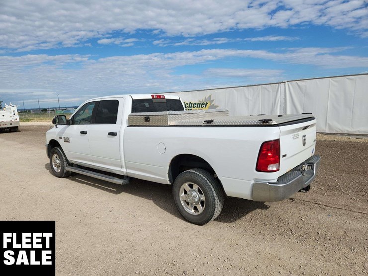2013-ram-2500-slt-image-3