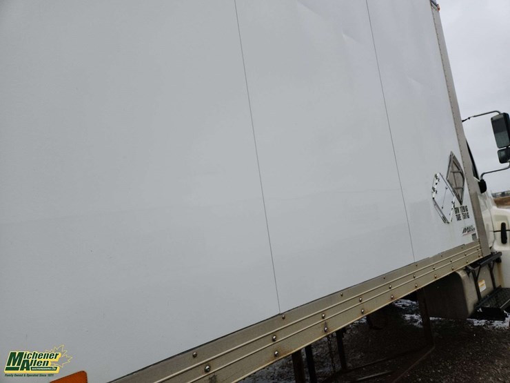 2010-hino-308-image-29