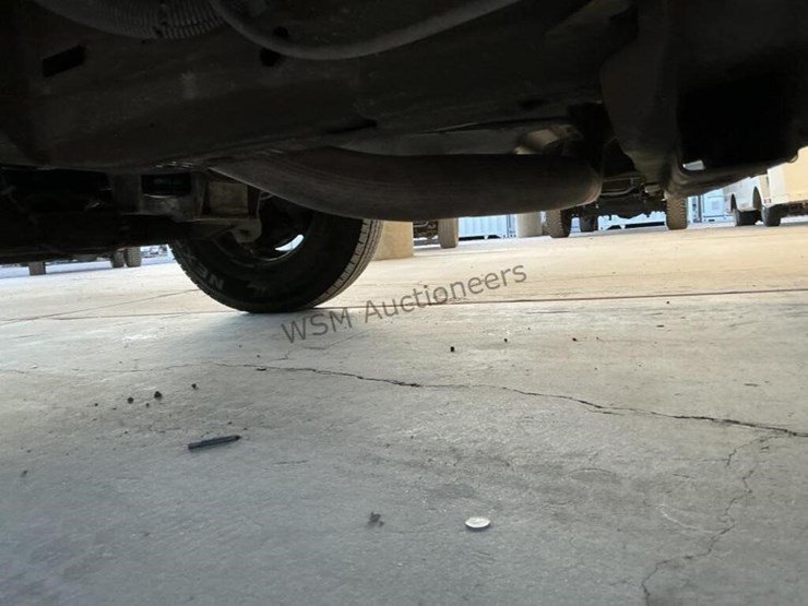 2015-chevrolet-express-3500-image-25