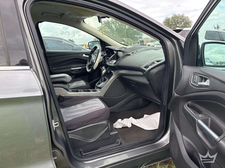 2013-ford-escape-image-11