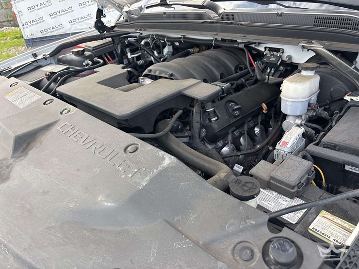 2019-chevrolet-tahoe-image-15