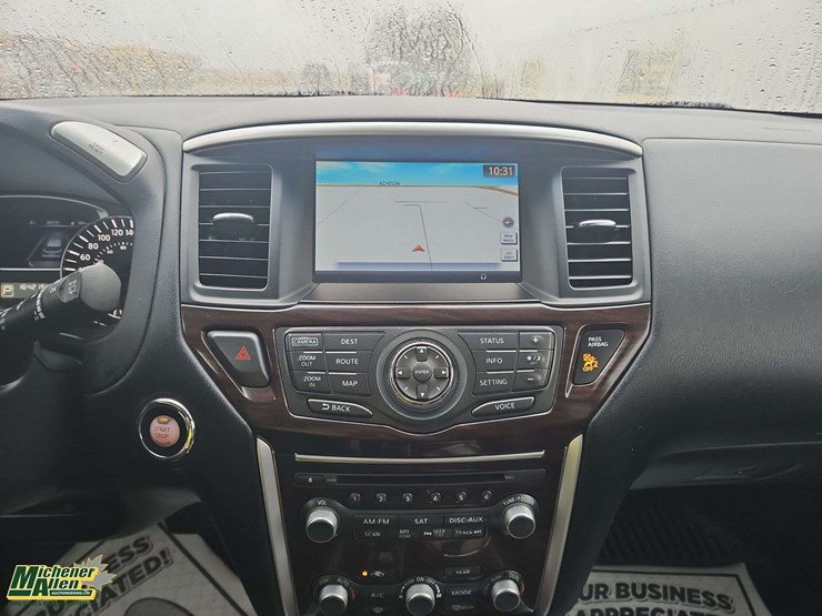 2015-nissan-pathfinder-image-25