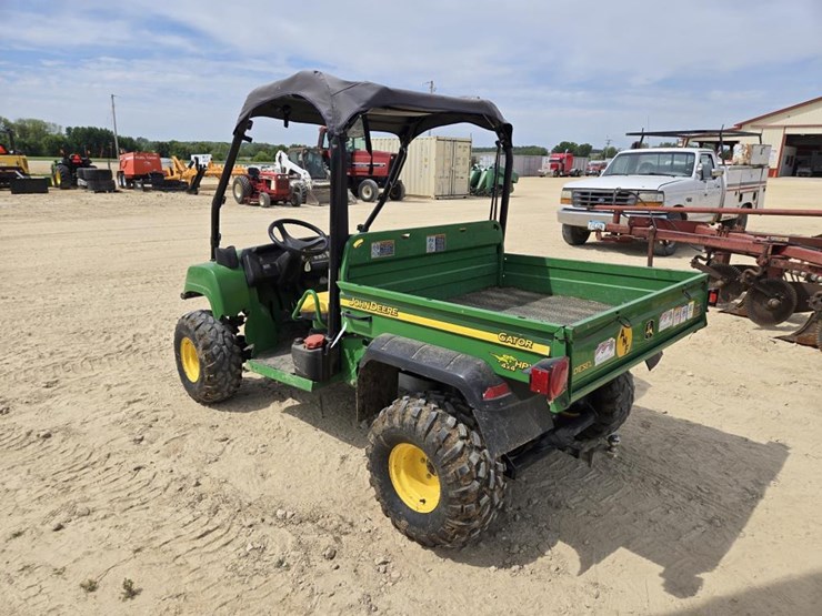 2004-john-deere-gator-image-10