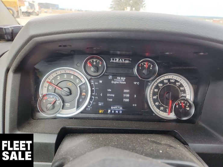 2018-ram-5500-slt-image-35