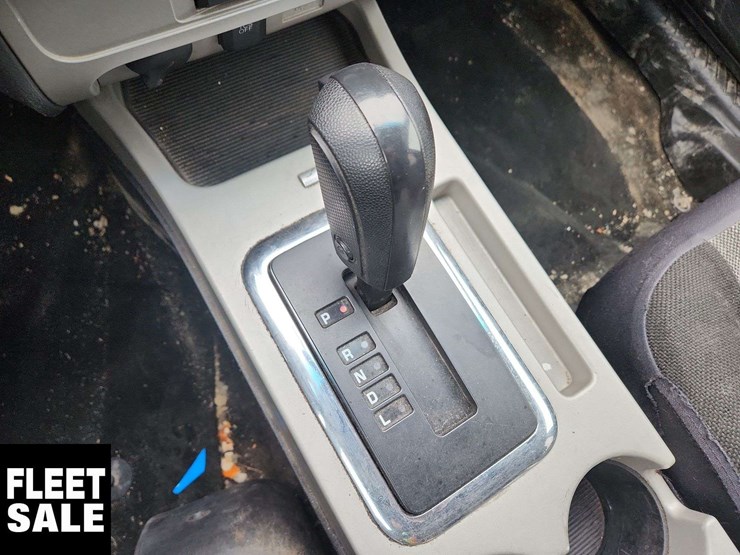2012-ford-escape-image-32